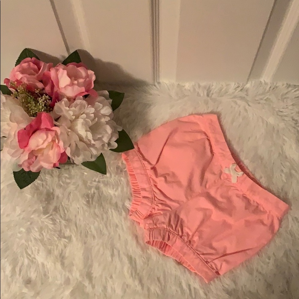 EUC Carter’s cuffed pink shorts 24M
